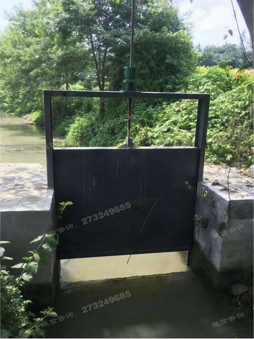 西吉县灌区黑色钢制闸门