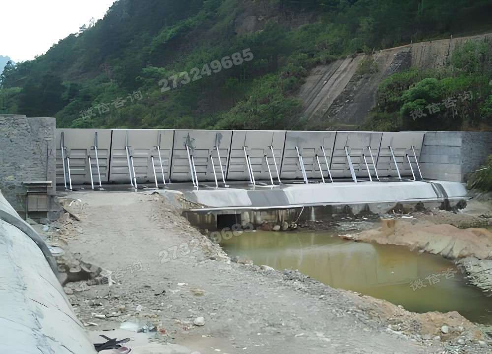 托里县峡谷河道液压钢坝